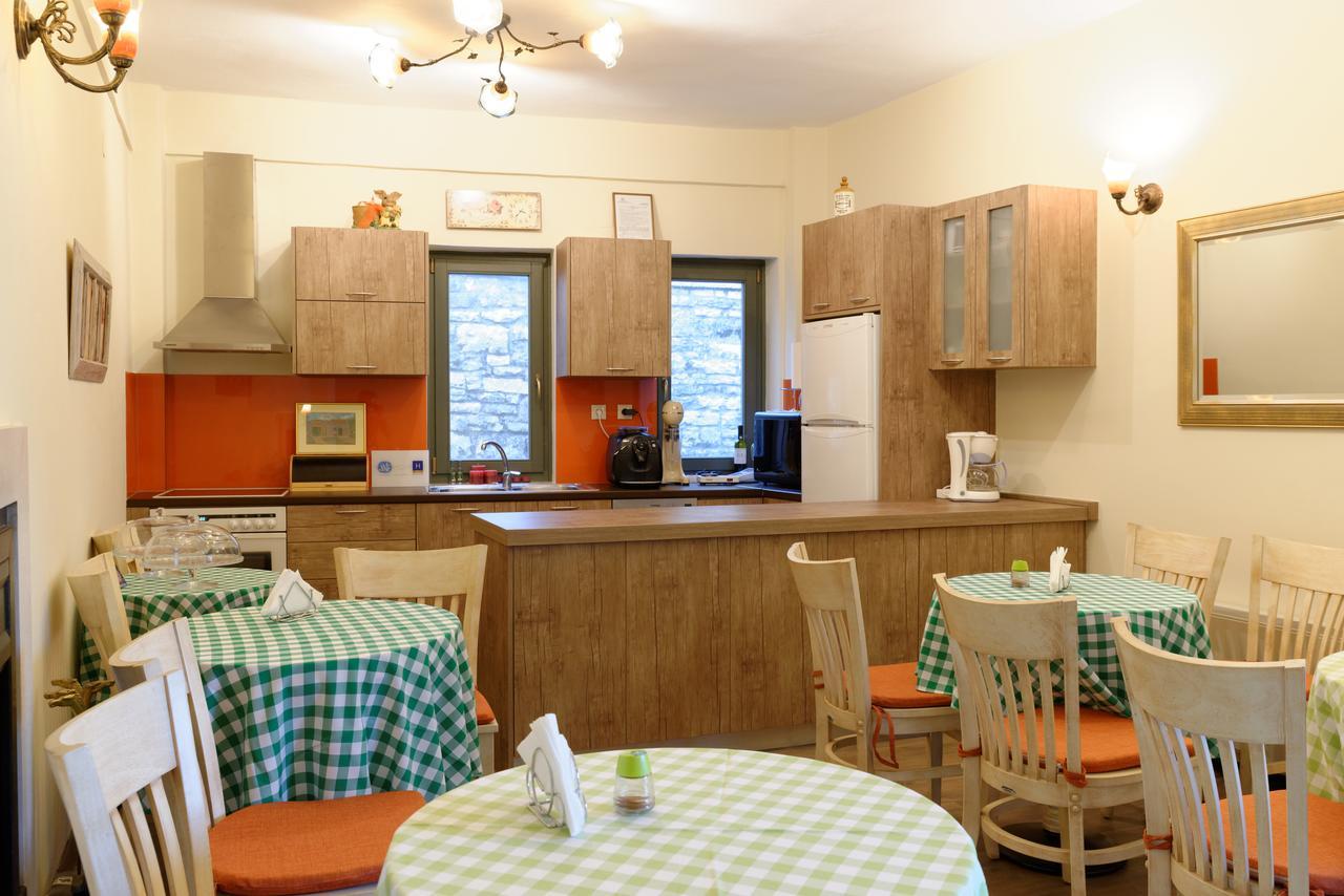 Alexandra Hotel Kalentzi Екстериор снимка