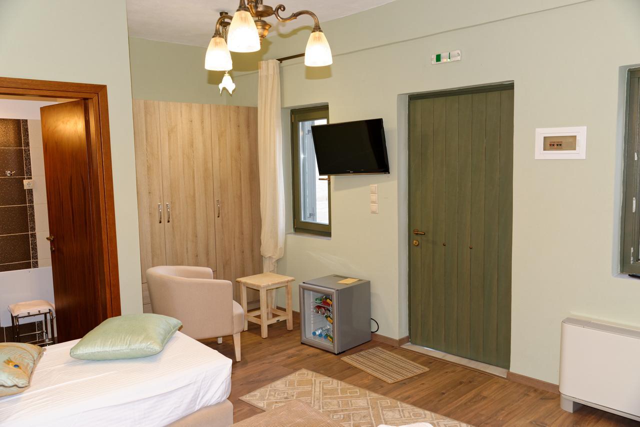 Alexandra Hotel Kalentzi Екстериор снимка
